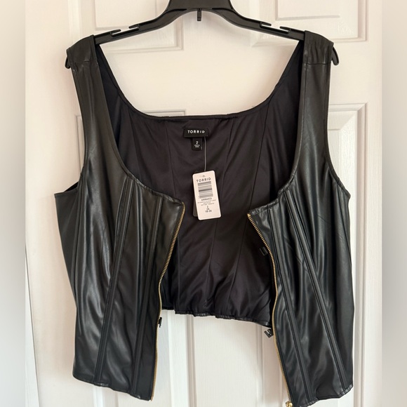 Torrid Black Faux Leather Zip-Up Corset - NWT - Picture 4 of 5